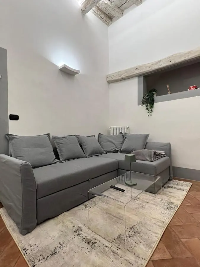 Unique And Antique Apartment Florence Italy
