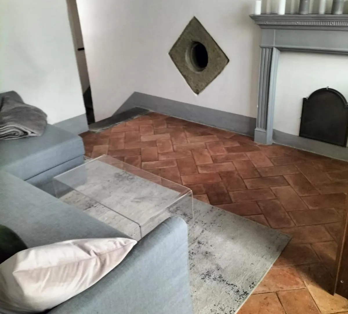 Unique And Antique Apartment Florence